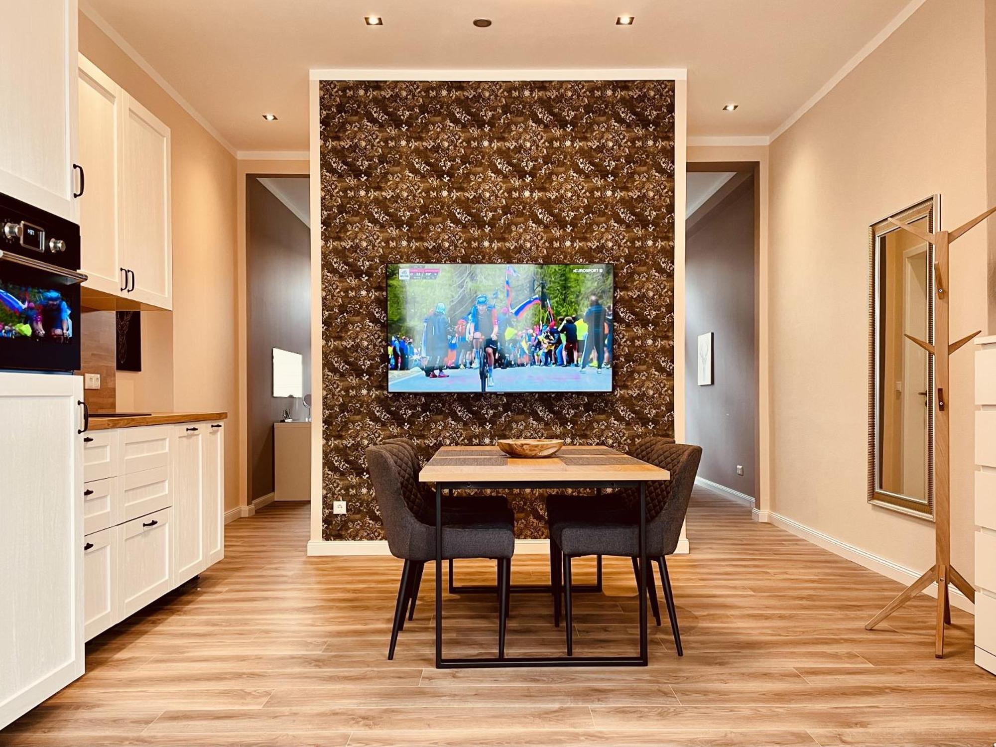 Casa Rehse I Loft-Apartment I Kostenlos Parken & Wlan I Self-Check-In I Oepnv I 65Zoll-Tv Erfurt Ngoại thất bức ảnh